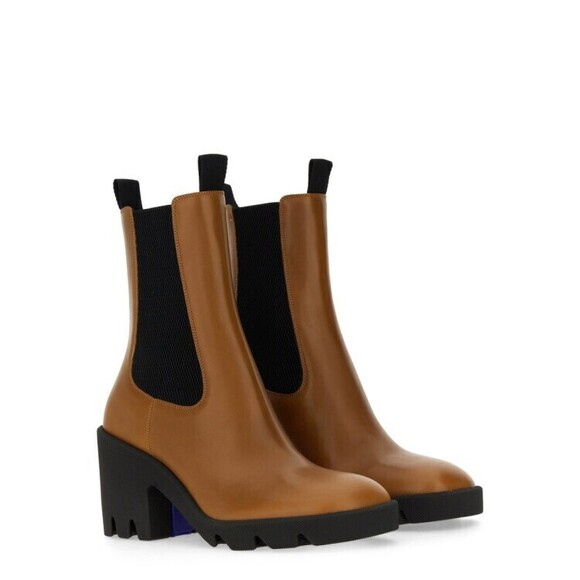 Burberry Leather Boots With High Block Heel - NWT - Picture 2 of 4